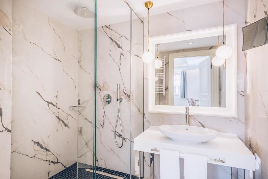 rooms-perast-superior-room