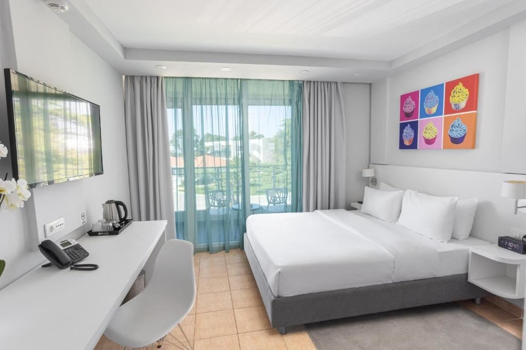 rooms-two-bedroom-large-family-suite