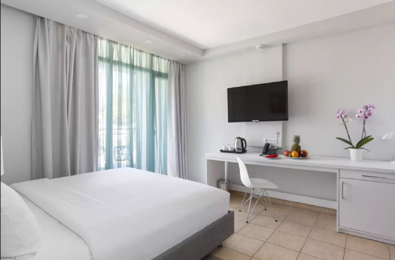 rooms-two-bedroom-swim-up-suite