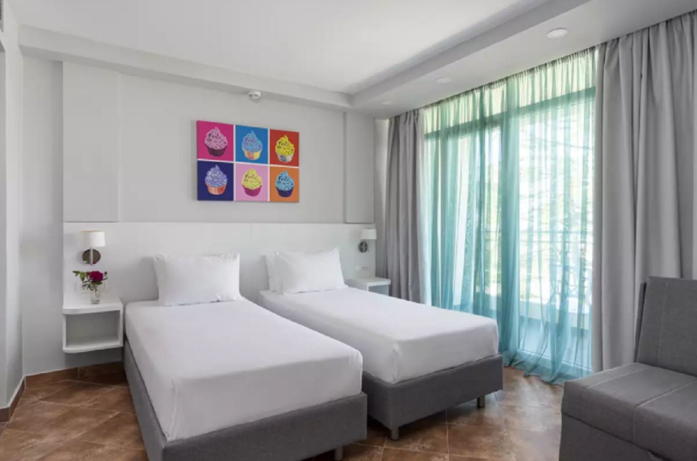 rooms-two-bedroom-swim-up-family