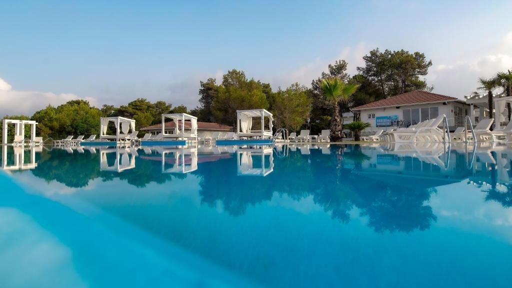 pools-pools