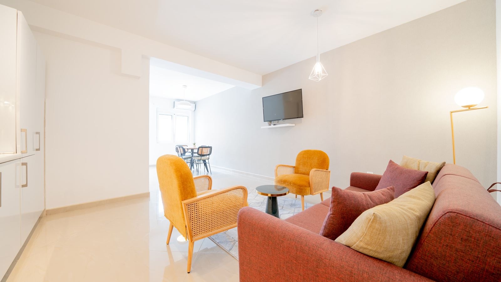 rooms-depadans-apartment-with-kitchen