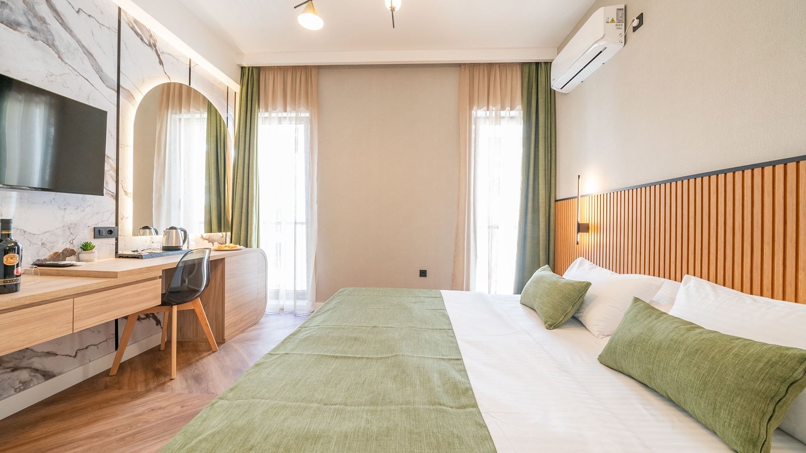 rooms-standard-double-room-block-b