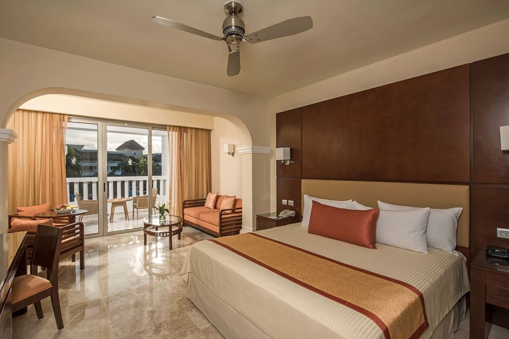 rooms-deluxe-junior-suite
