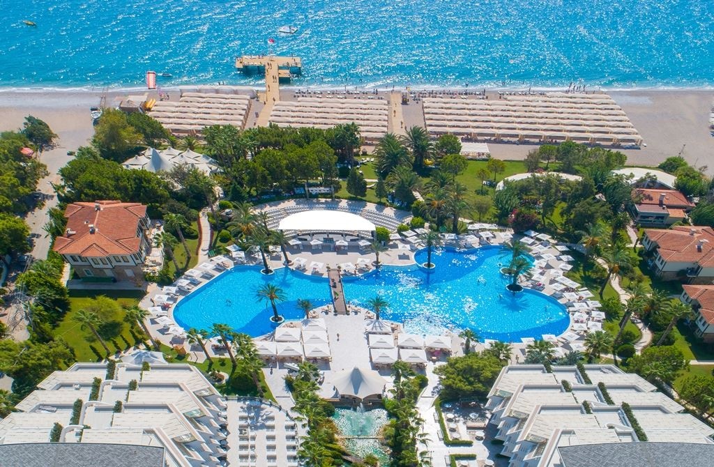 pools-outdoor-pool