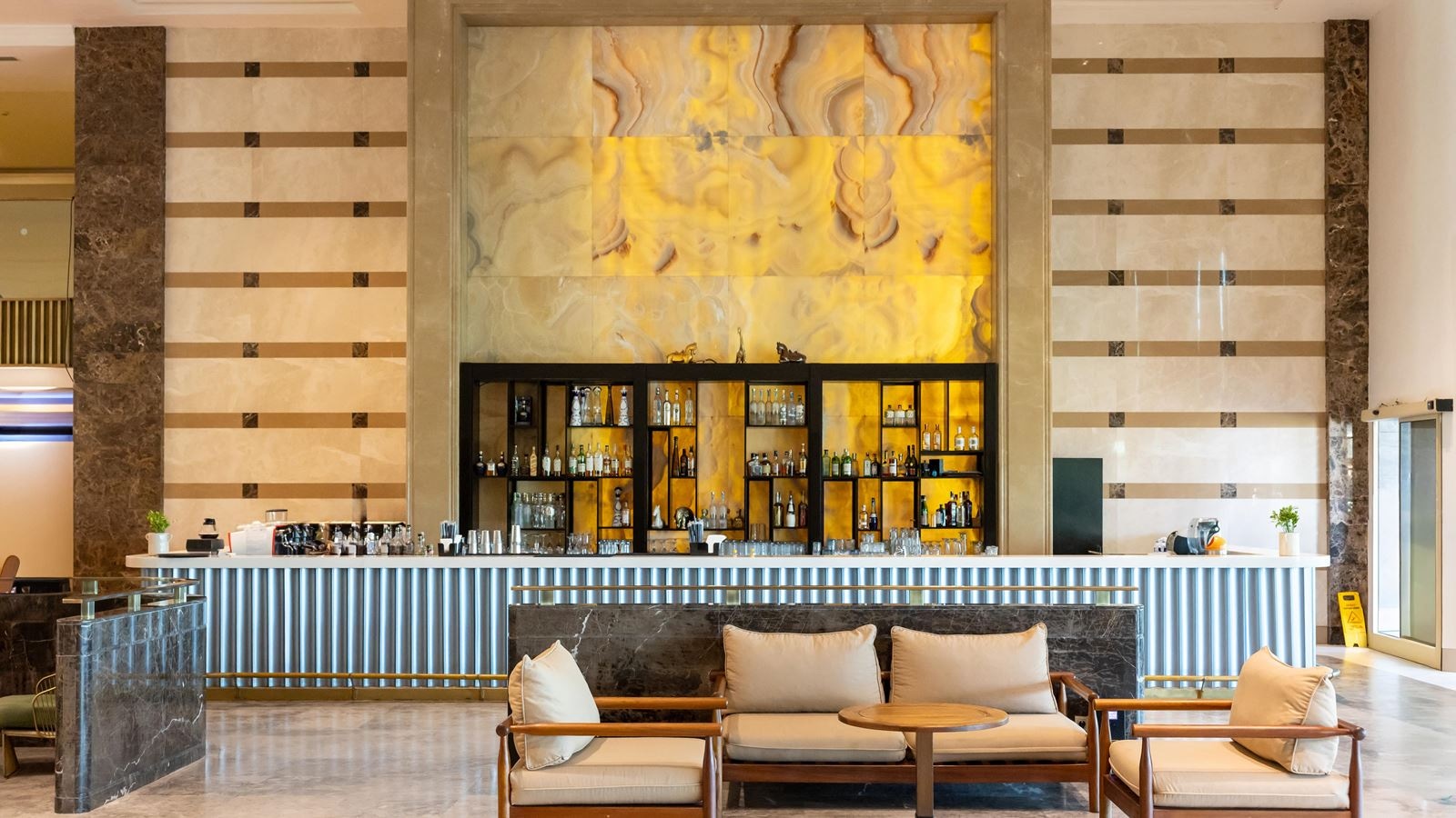 bars-lobby-bar